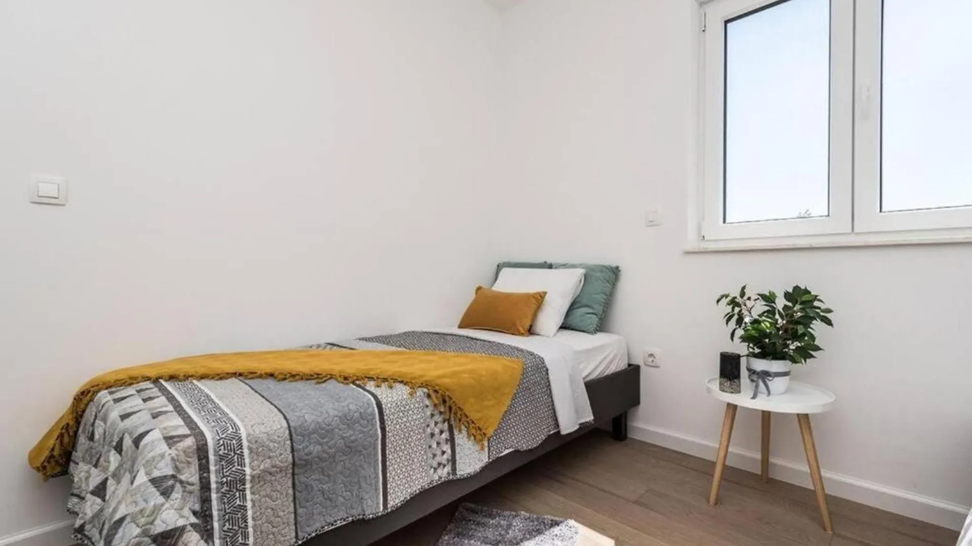 Apartment Birgir In Sukosan No1