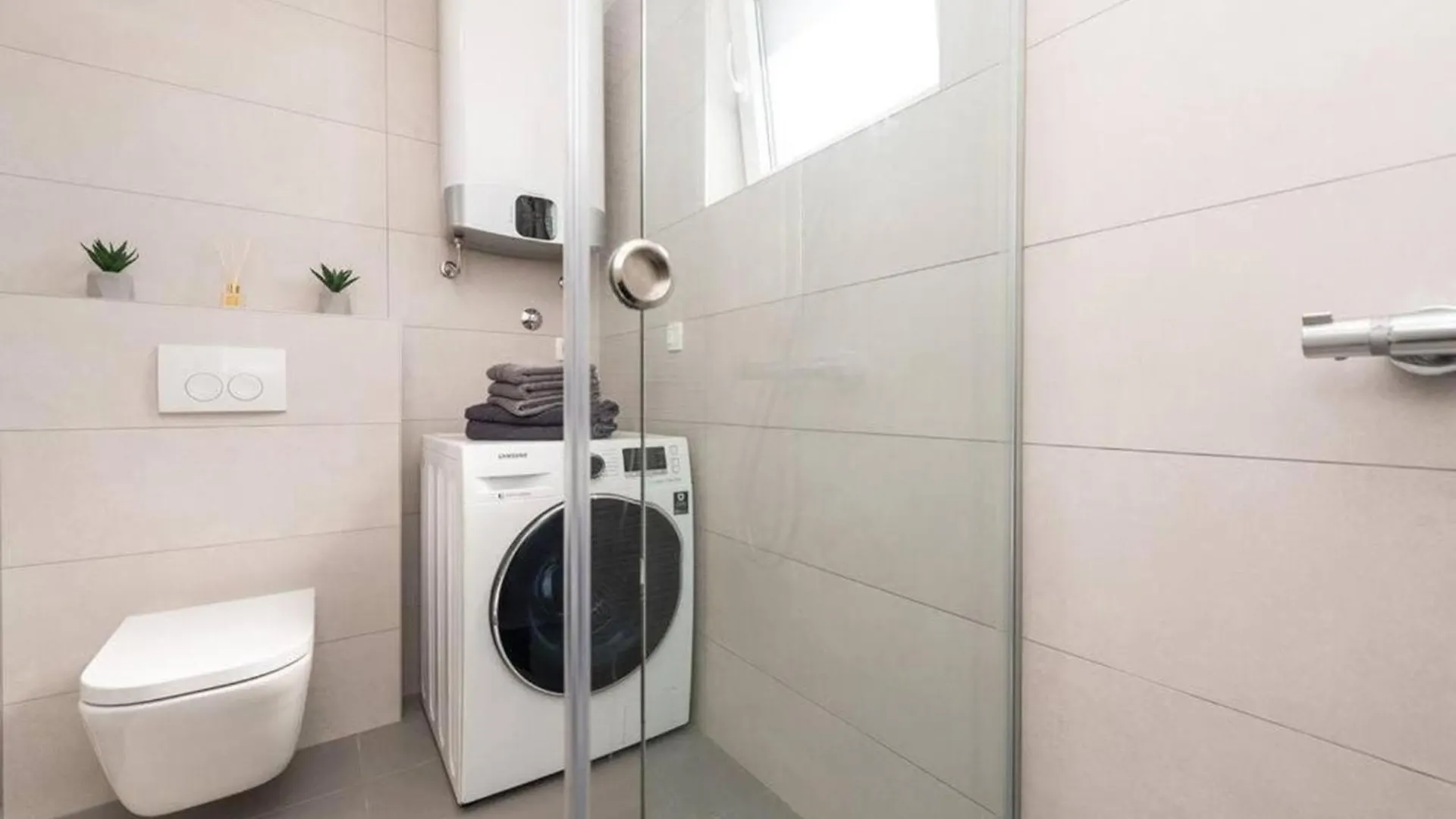 Apartment Birgir In Sukosan No1